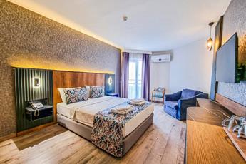 Idas Club Hotel 4*