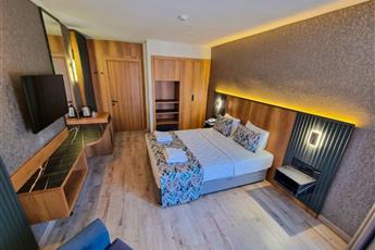 Idas Club Hotel