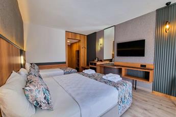 Idas Club Hotel