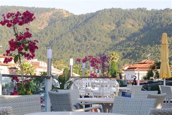 Idas Hotel - Adults Only 16+