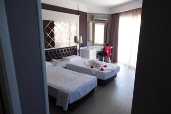 Ideal Pearl Hotel 4* Adults Only 16+