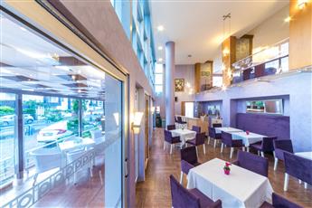 Ideal Pearl Hotel - Adults Only 16+