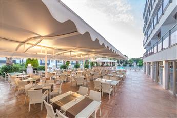 Ideal Pearl Hotel - Adults Only 16+