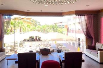 Ideal Pearl Hotel - Adults Only 16+