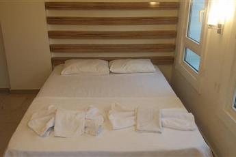 Ideal Pearl Hotel - Adults Only 16+