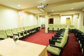 Ilkbal Deluxe Hotel 4*