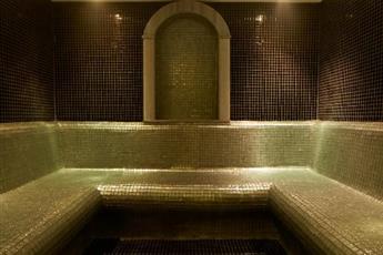 Ilkbal Deluxe Hotel 4*