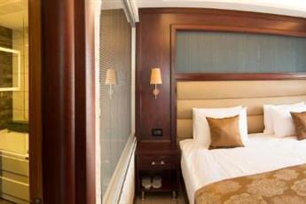 Ilkbal Deluxe Hotel 4*