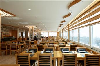 Ilkbal Deluxe Hotel 4*