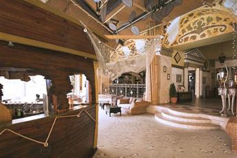 Imperial Palace Hotel & Spa 5*