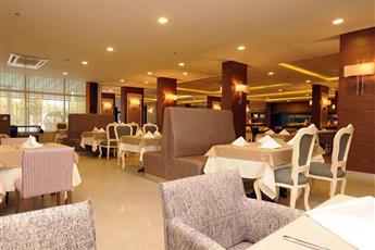 Insula Resort & Spa 5*