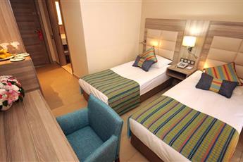 Insula Resort & Spa 5*