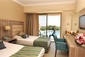 Insula Resort & Spa 5*