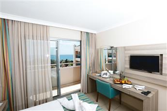 Insula Resort & Spa 5*