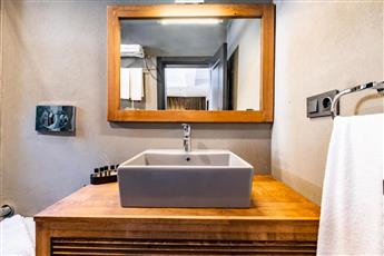 Isolina Hotel Bodrum 4* Isolina Hotel Bodrum 4*