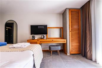Isolina Hotel Bodrum 4* Isolina Hotel Bodrum 4*