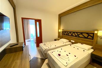 Istanbul Beach Hotel 4*