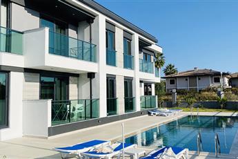 Istanbul Beach Hotel 4*