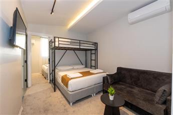 Istanbul Holiday Hotel 3*