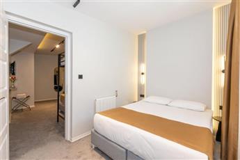 Istanbul Holiday Hotel 3*