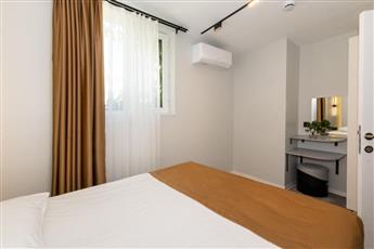 Istanbul Holiday Hotel 3*