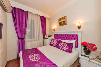 Istanbul Holiday Hotel 3*
