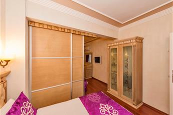 Istanbul Holiday Hotel 3*