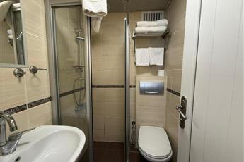 Istanbul Holiday Hotel