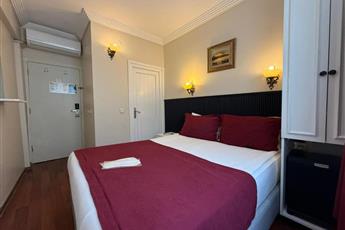 Istanbul Holiday Hotel