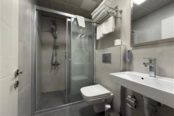 Istanbul Holiday Hotel