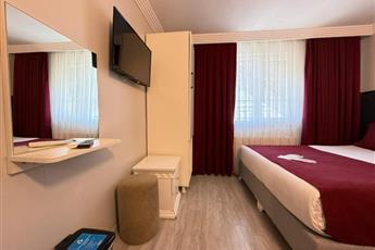 Istanbul Holiday Hotel