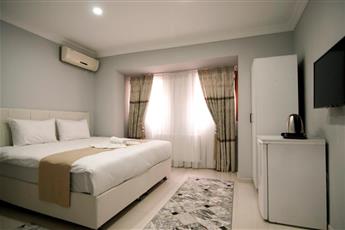 Istanbul Palace Hotel 3*