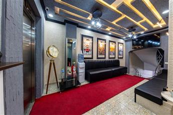 Istanbul Palace Hotel 3*