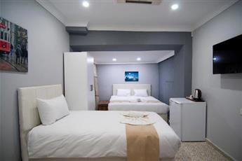 Istanbul Palace Hotel 3*