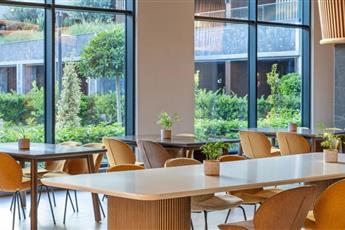 Jacaranda Luxury Resort 5*