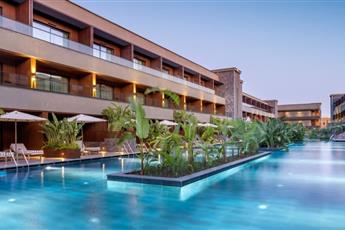 Jacaranda Luxury Resort