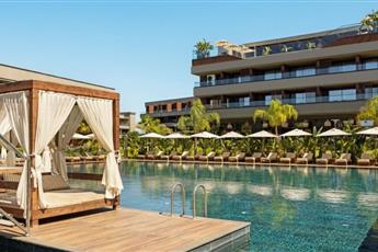 Jacaranda Luxury Resort