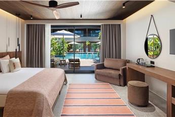 Jacaranda Luxury Resort