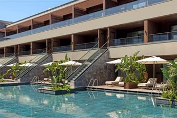 Jacaranda Luxury Resort