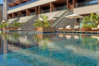 Jacaranda Luxury Resort