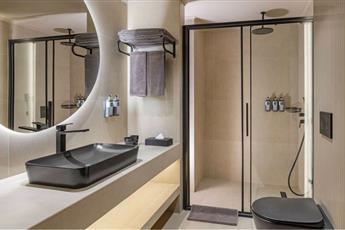 Jacaranda Luxury Resort