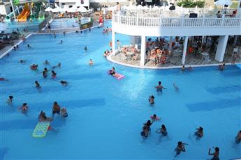 Jadore Deluxe Hotel & Spa
