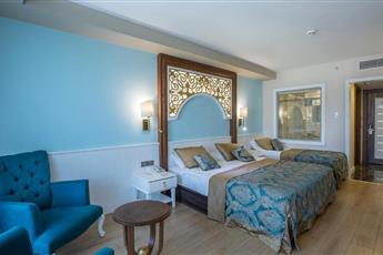 Jadore Deluxe Hotel & Spa