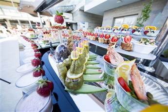 Jasmin Beach Hotel 4*