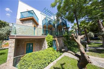 Jasmin Beach Hotel 4*