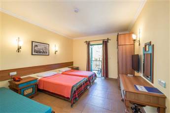 Jasmin Beach Hotel 4*