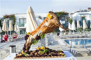 Jasmin Beach Hotel 4*