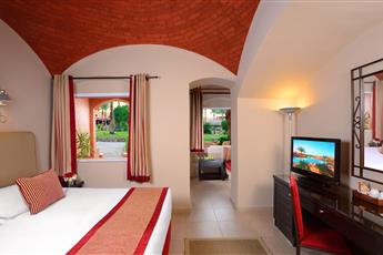 Jaz Makadi Oasis Resort 5*