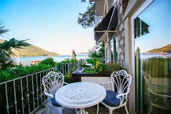 Joya Del Mar Hotel