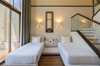 Juju Premier Palace